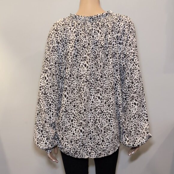 3/$20 A New Day Flowy Cheetah Print Blouse Smocked Keyhole Long Balloon Sleeve - Picture 7 of 14